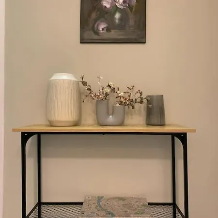 Spacious Apartment 5 Bedrooms In Centre Budapest *