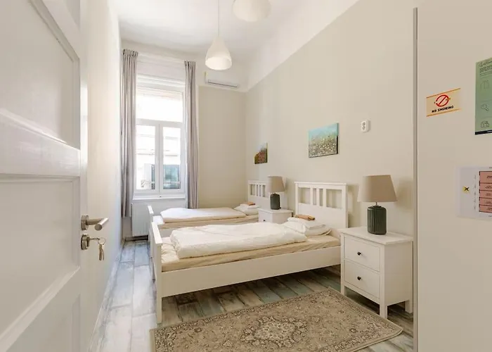 Apartament Spacious For Group In Centre Budapesta