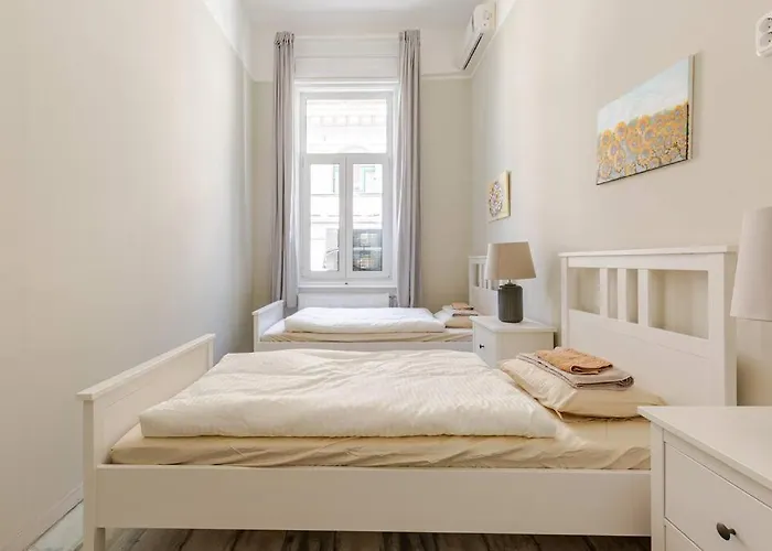 Apartament Spacious For Group In Centre Budapesta