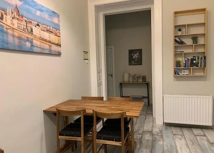 Apartament Spacious For Group In Centre