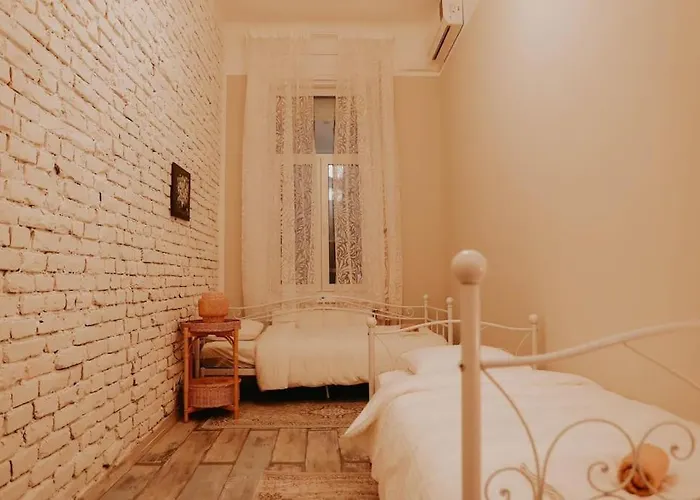 Spacious For Group In Centre Apartament Budapesta