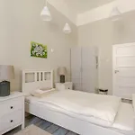 Spacious For Group In Centre דירה בודפשט