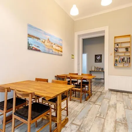 דירה Spacious For Group In Centre בודפשט