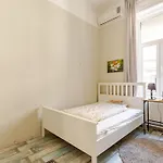 Spacious For Group In Centre Budapešť