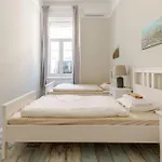 Apartmán Spacious For Group In Centre